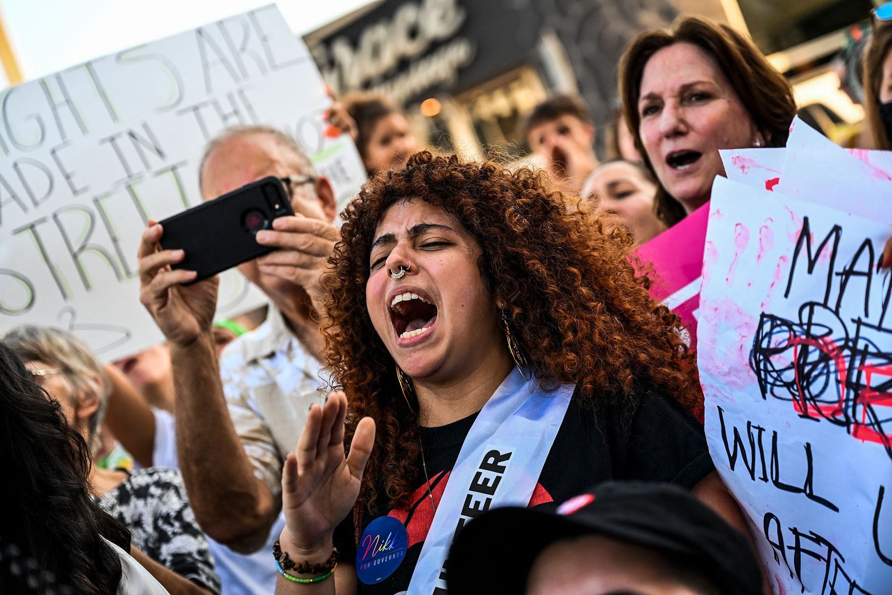 Abortion in Florida: State Senate advances six-week ban