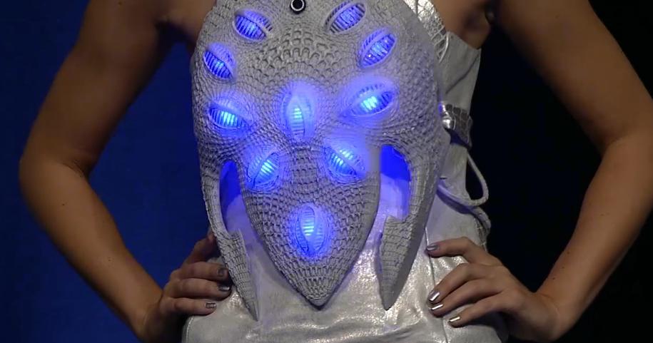 The "Synapse Dress": Intuitive 3D printed wearable body response dress by Anouk Wipprecht - 3DPrint.com | Additive Manufacturing Business
