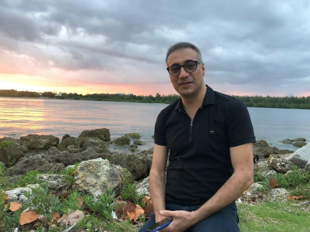Journalists in Trouble: Reza Valizadeh Still in Evin Prison as Conditions Deteriorate