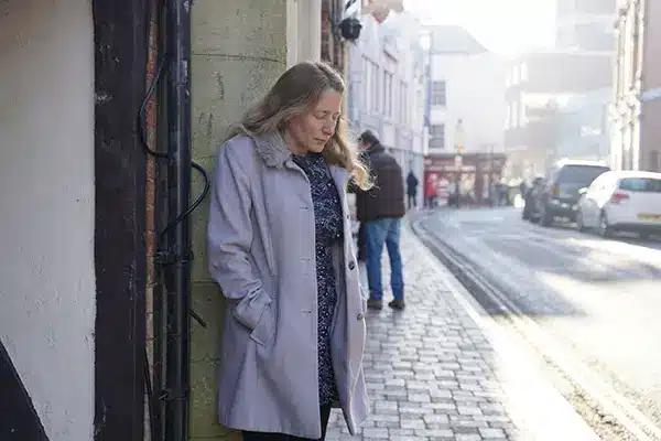 UK: Christian woman criminally charged for standing, silently praying - ADF International
