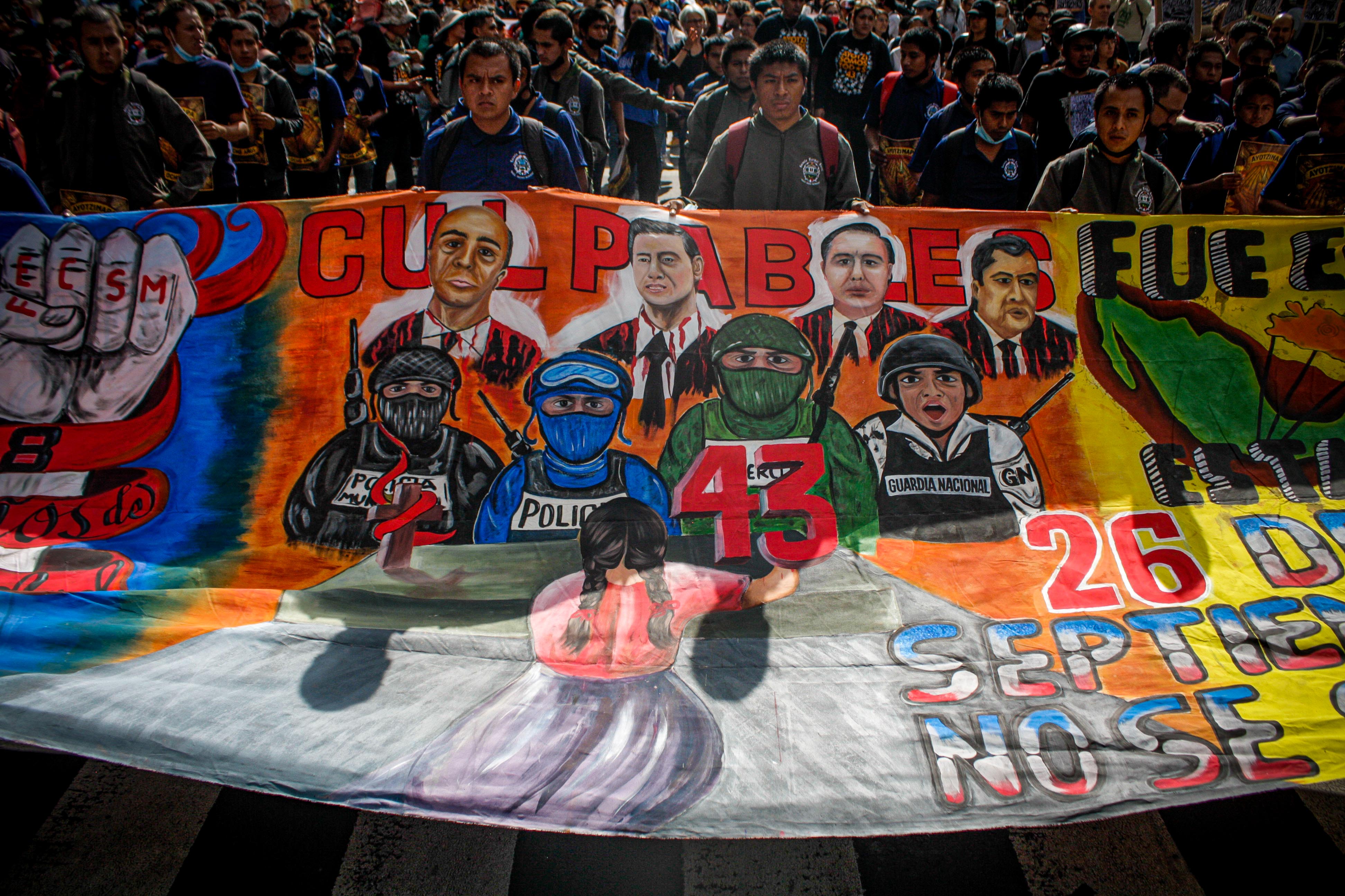 Oculta Sedena investigación interna sobre Ayotzinapa - A dónde van los desaparecidos