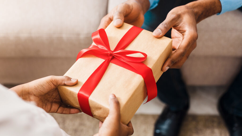 A potential drawback to the season of giving | health enews