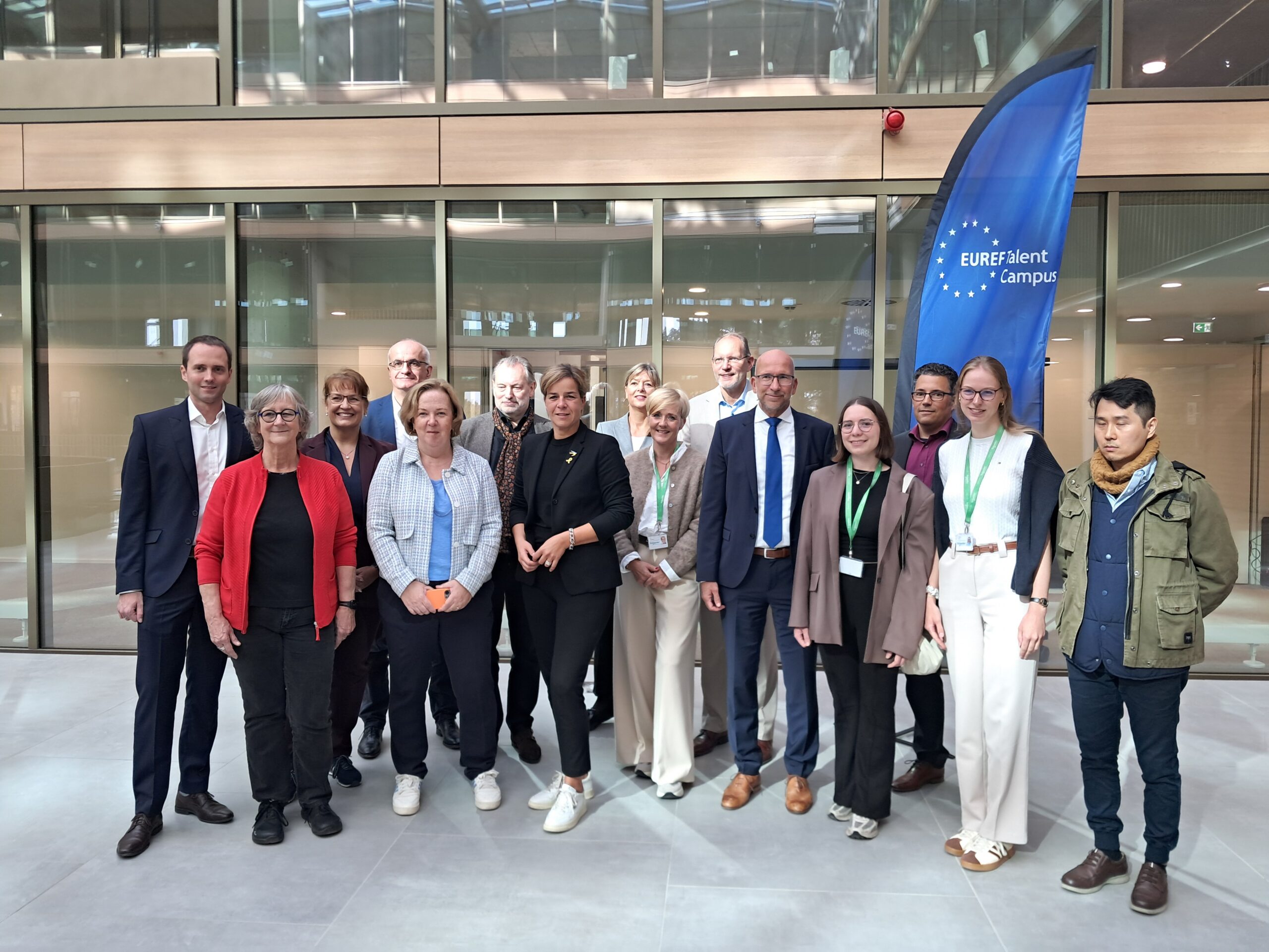 Düsseldorfs neue Heimat für Wissen und Kreativität - Akademie der Ruhr-Universität