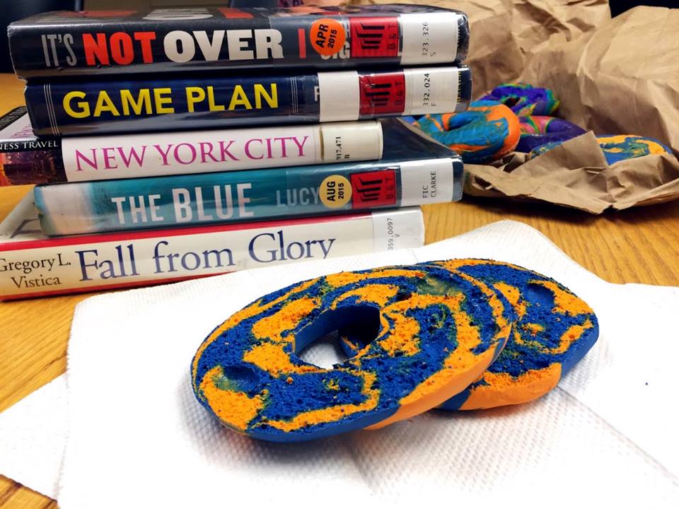 Libraries Take Part in World Series–Themed Twitter “Battle” | American Libraries Magazine