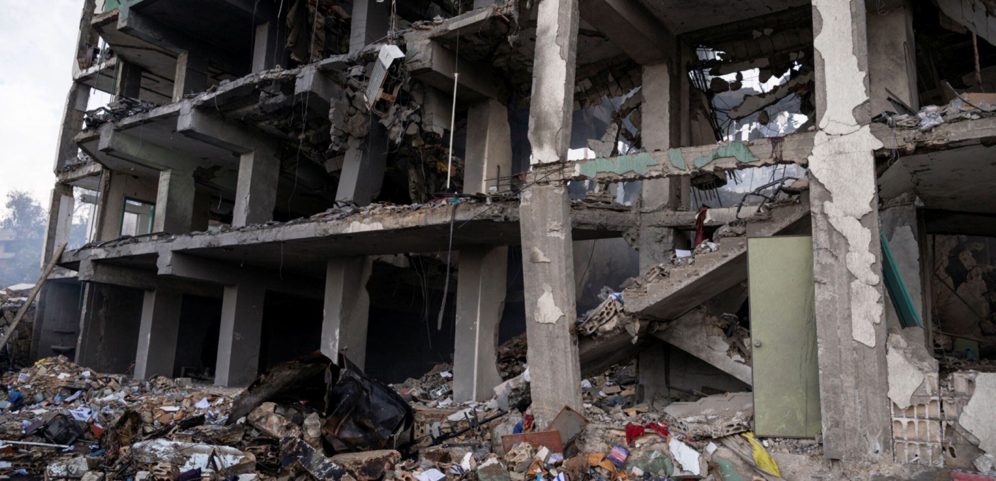 Lebanon: Israel must halt attacks on healthcare workers, medical facilities and first responders