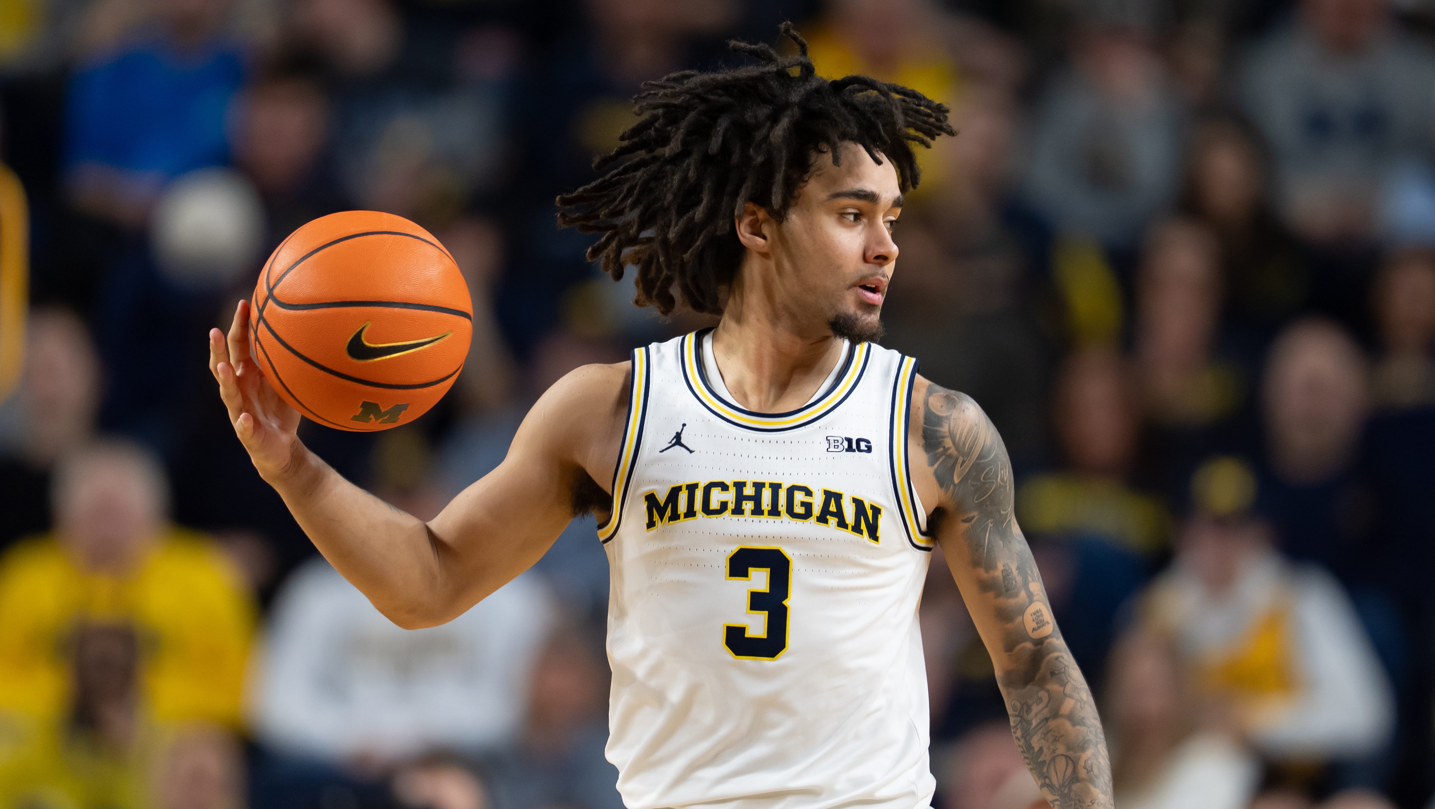 Michigan guard Elliot Cadeau refuses to be defined by limitations - Andscape