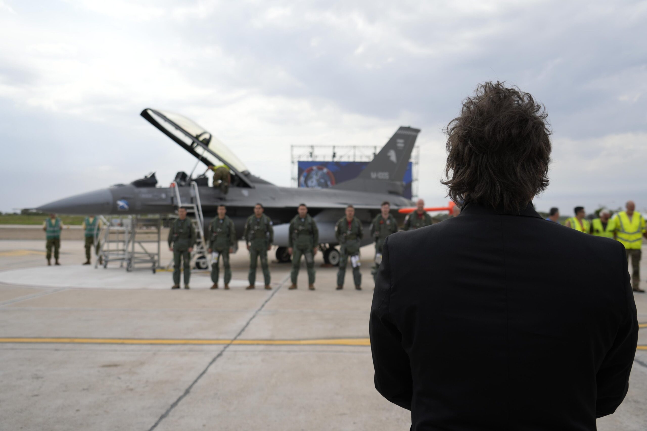 Argentina’s F-16 deal signals a strategic pivot toward Washington - Argentina Reports