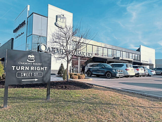 Oakmont Bakery harassed over ICE arrest