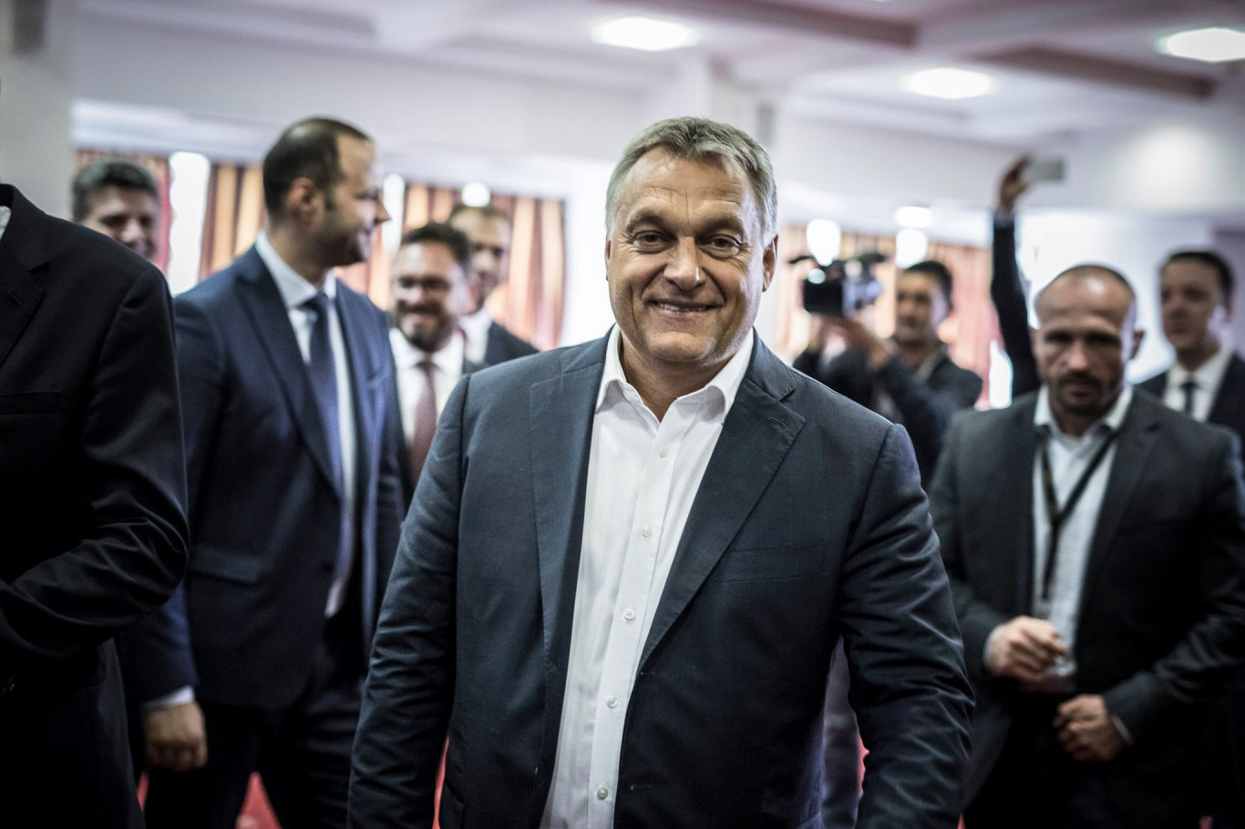 Jegyezzük meg a napot, amikor Orbán nyíltan kiállt az ostoba, rasszista erőszak mellett