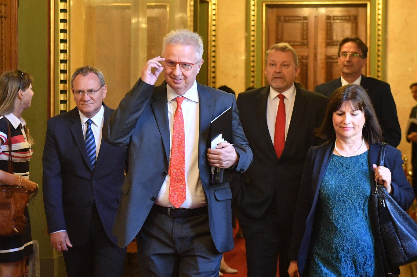 Trócsányi összeférhetetlenség miatt egyelőre nem lehet uniós biztos