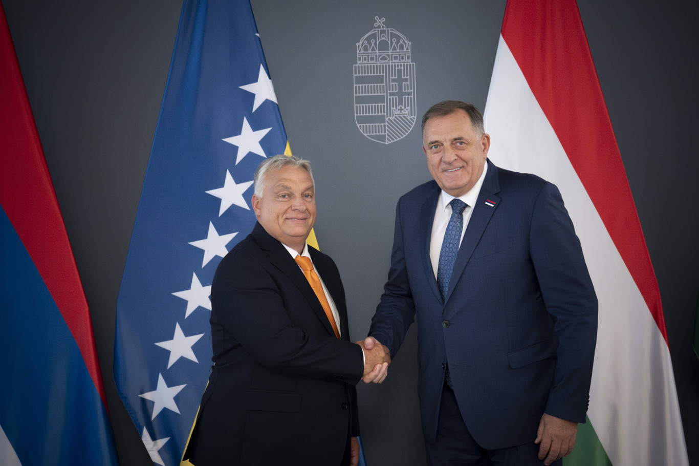 Dodik lassan már hetente jön Budapestre