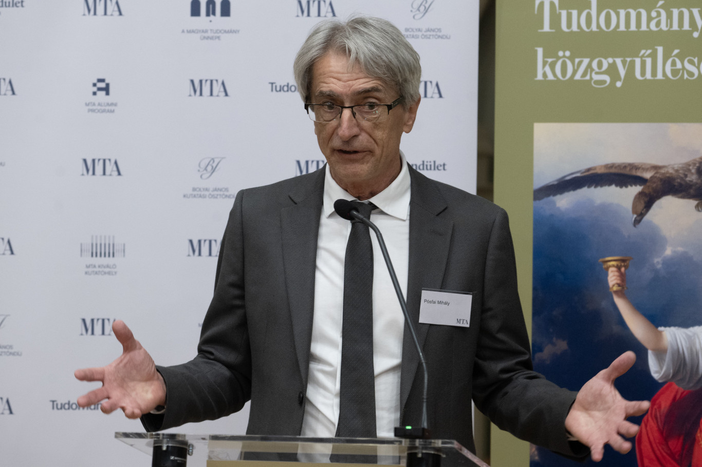 Pósfai Mihály: Ha most vissza tudunk térni Európába, akkor felívelő időszak jöhet