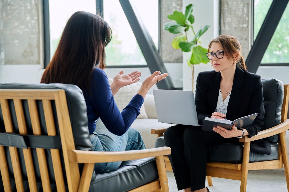 NALP report: Law student recruiting moves earlier as employer-sponsored hiring dominates