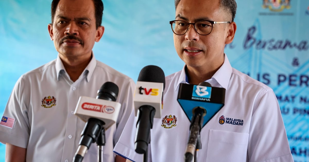 Fahmi to meet Meta on Sept 22 over online gambling concern | New Straits Times