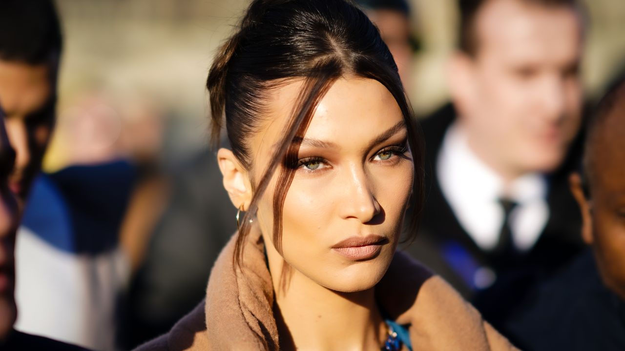 Jamsu: The K-Beauty Makeup Hack Bella Hadid Loves Is Going Viral on TikTok | Teen Vogue