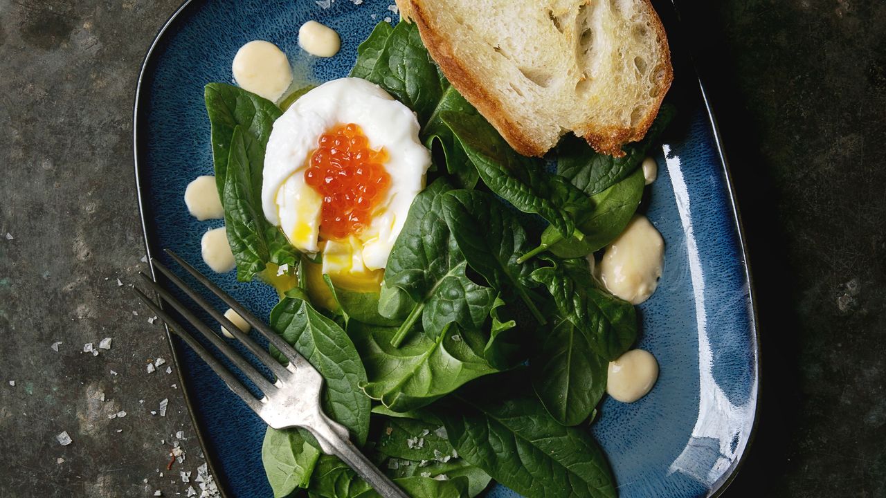 A Savory Breakfast For Less Brain Fog and Fewer Cravings | Vogue