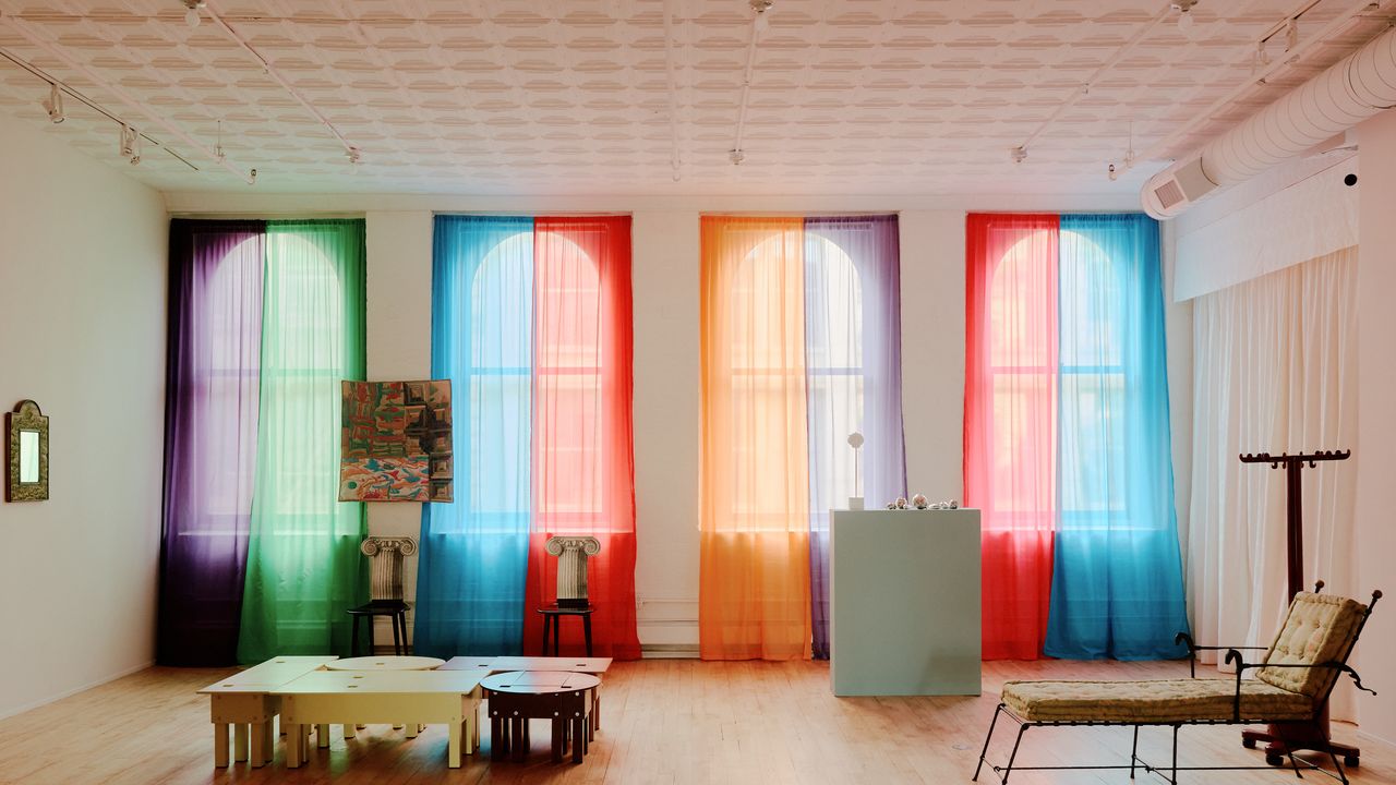 “Play!” at Jacqueline Sullivan Gallery Is a Whimsical Antidote to the Winter Doldrums | Vogue