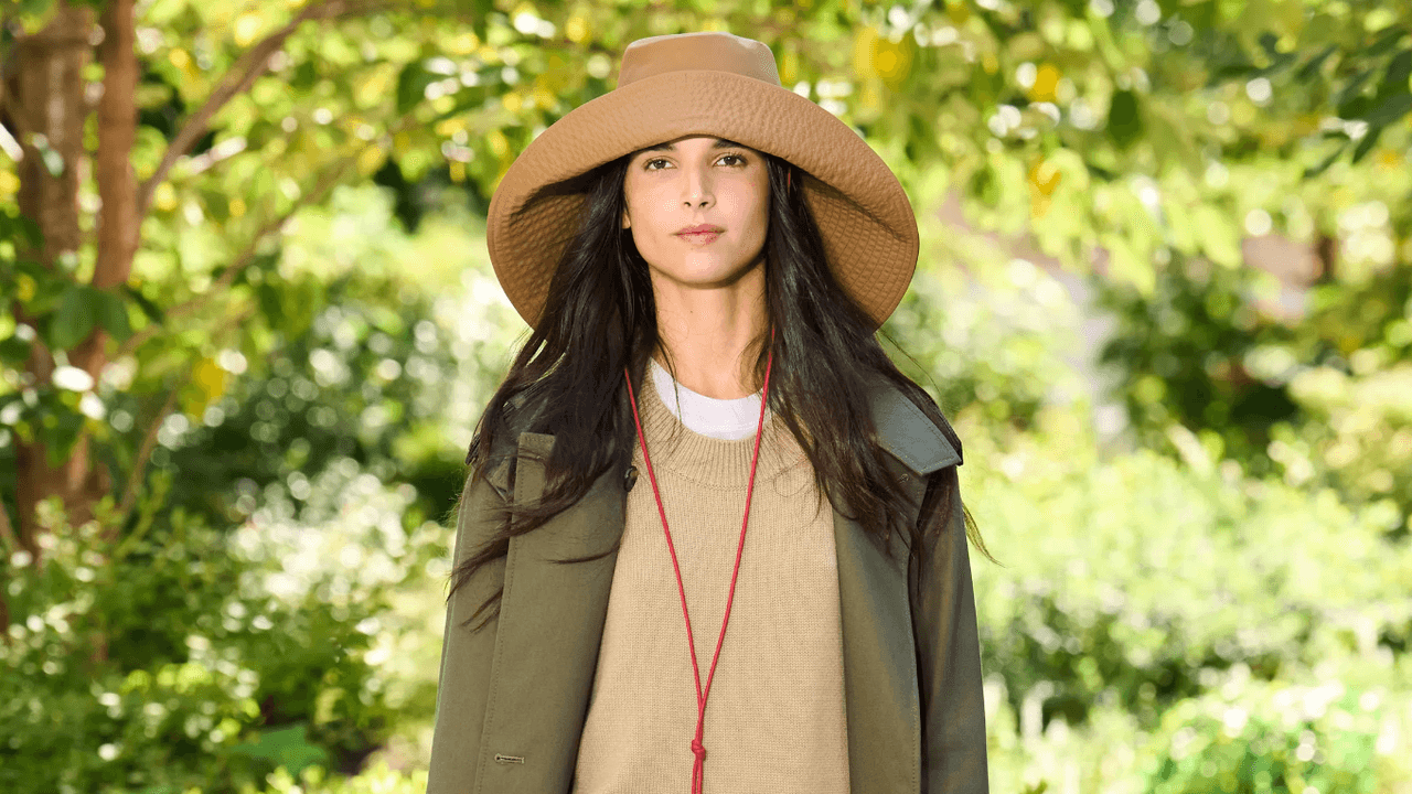 Weather Report! 9 Ways to Dress for April Showers | Vogue