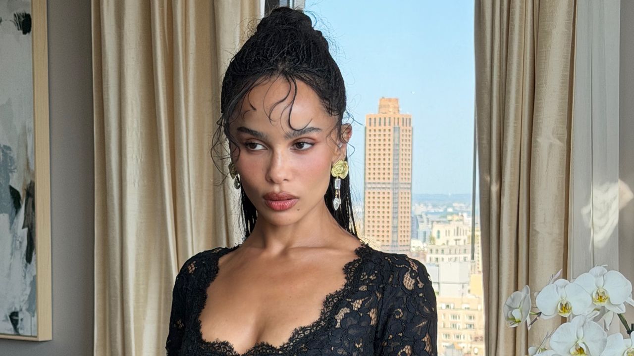 Zoë Kravitz Had a Renaissance at the 2026 Met Gala | Vogue