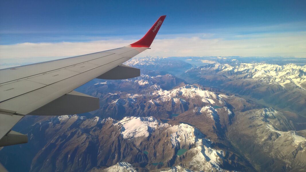 How to Reduce Your Carbon Footprint on Your Next Flight - Thrillist