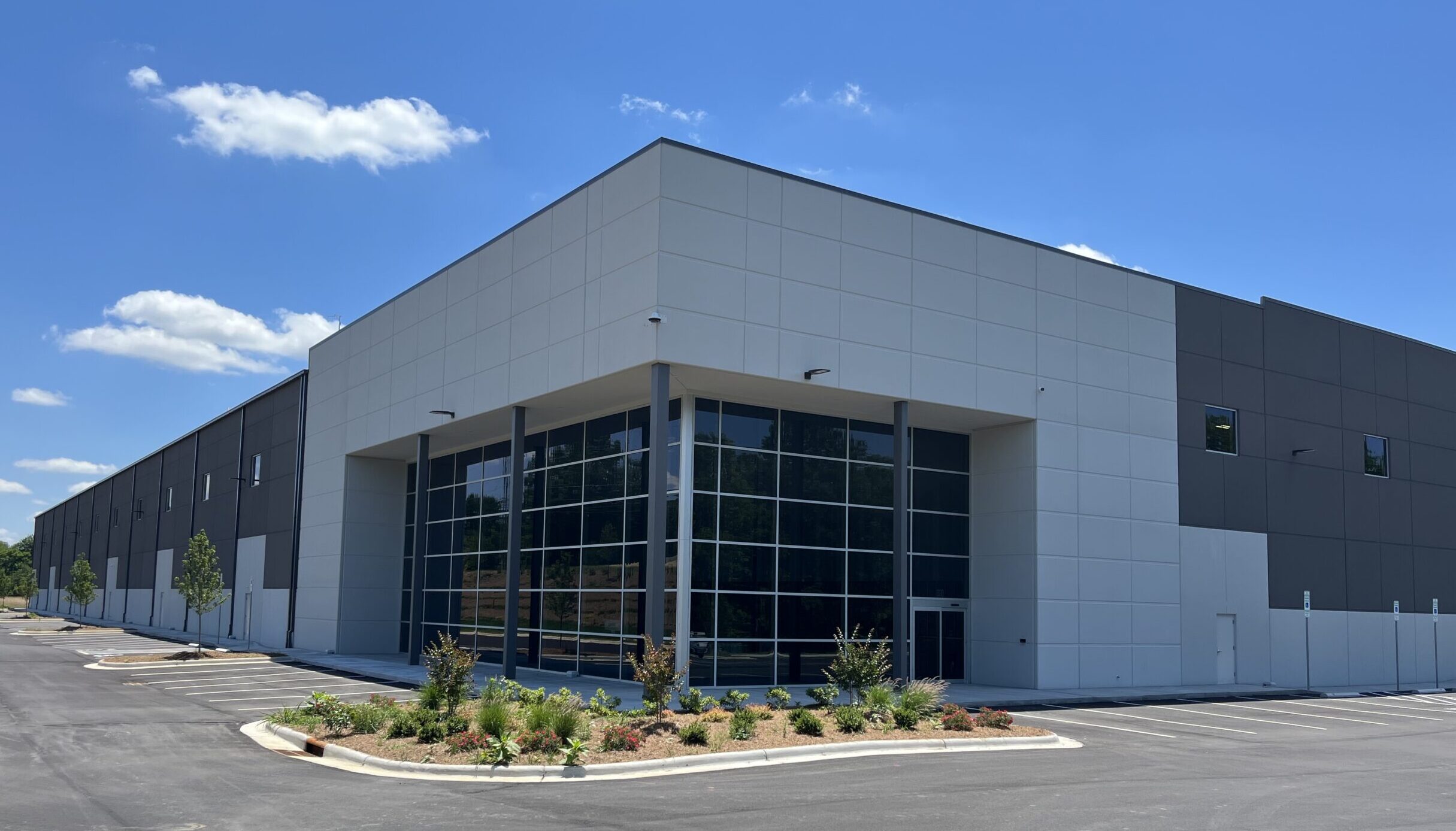 Axium Packaging Opens Company’s First North Carolina Manufacturing Plant | Axium Packaging Inc.
