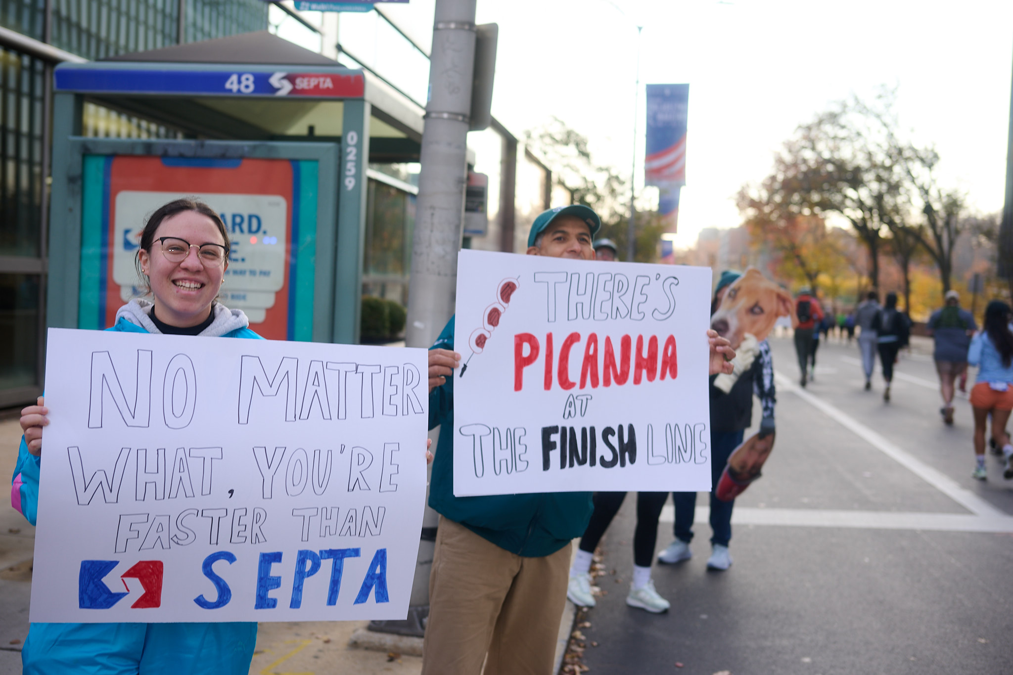 Signs of the city: Philly showed up big at the 2025 Marathon