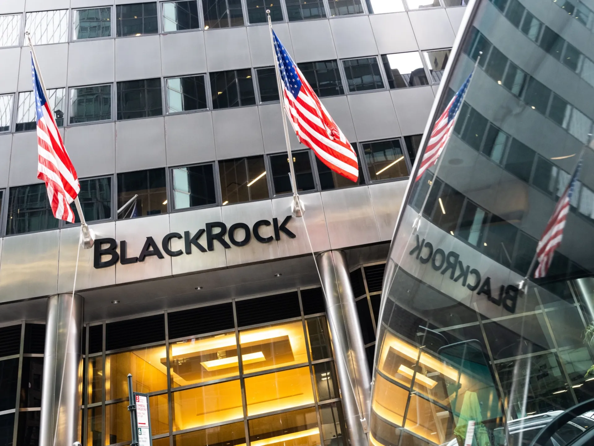 VIVEK: Larry Fink Is Right: Trump And Kamala Can’t Stop Bitcoin