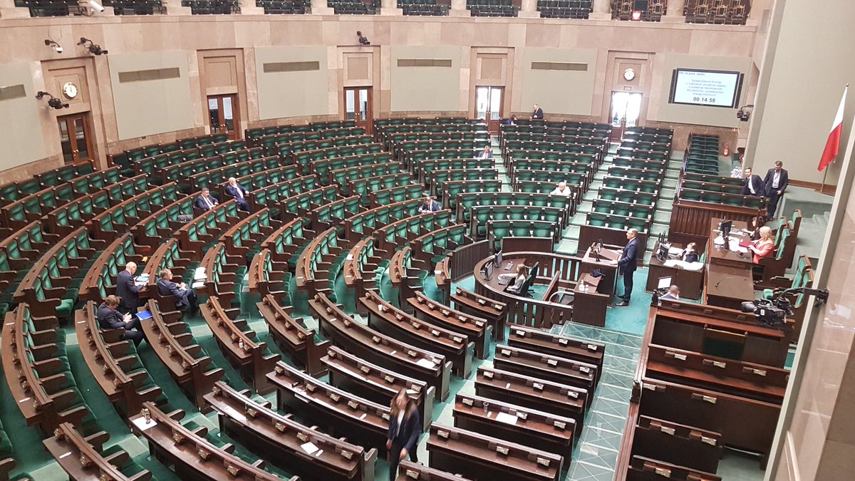 Experts recommend the new government to establish an energy transition agency - BiznesAlert EN