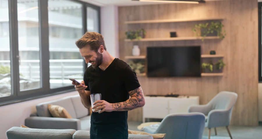 6 Reasons Viewers Use a Second Screen While Watching TV