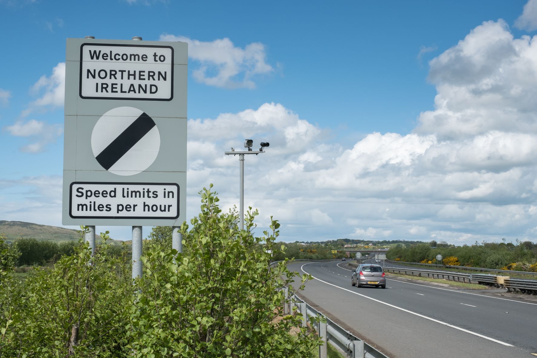 Ethnic reversal in Northern Ireland: While Stormont stalls, local politics is on the move | LSE British Politics