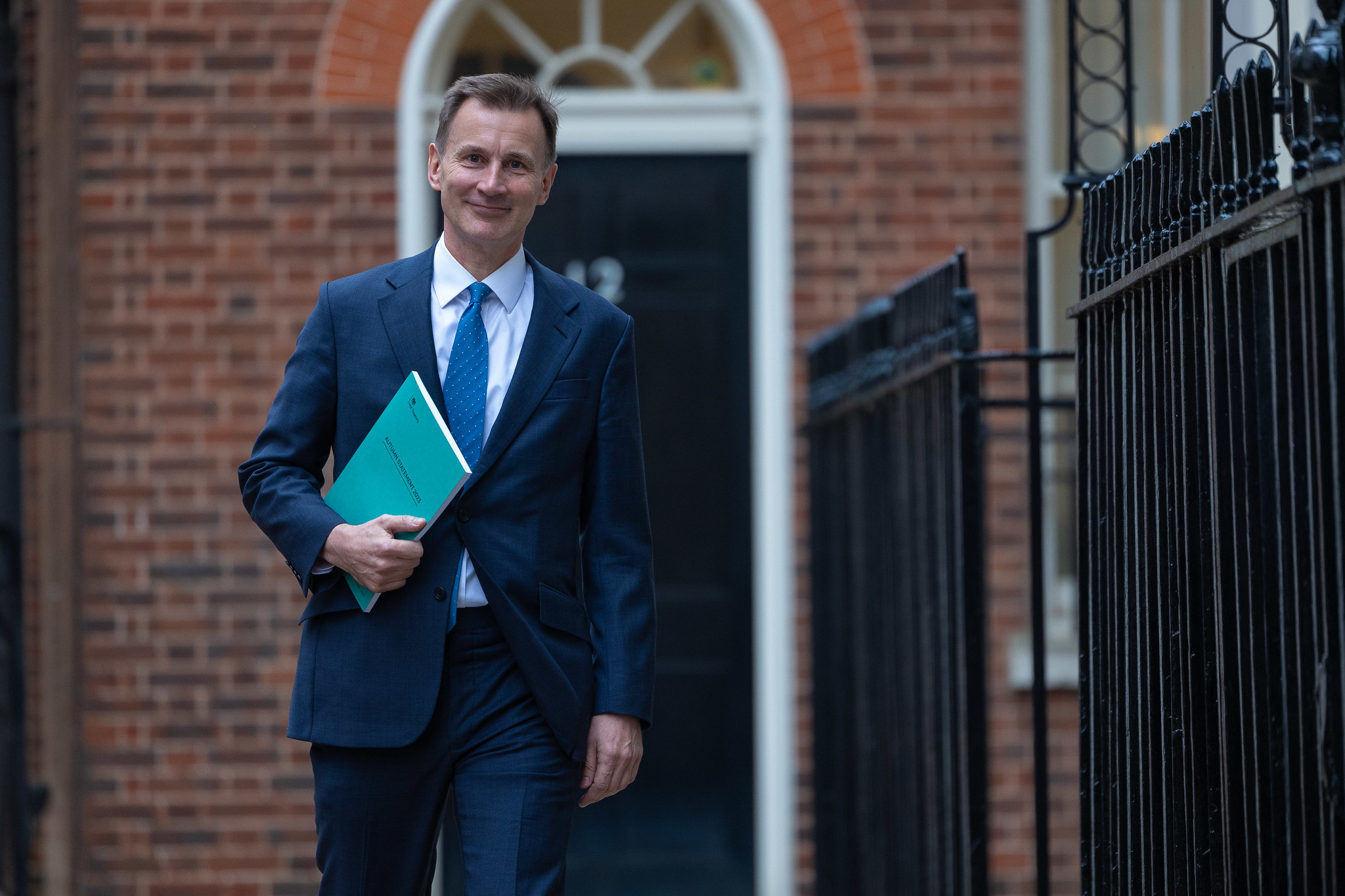 Autumn Statement: Positive reforms to boost business investment, but a holistic approach to the UK’s growth problem is still lacking | LSE British Politics