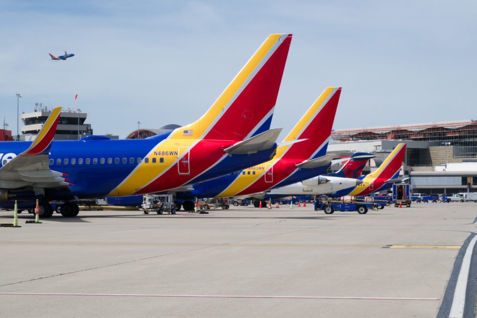 Airlines to Break Records at PIT this Summer - Blue Sky News