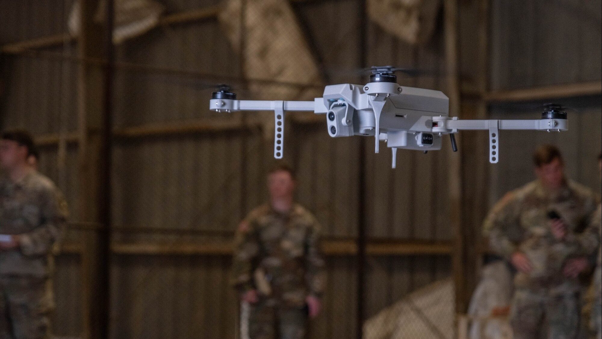 Army seeks tech to dominate drone-filled 'Air-Ground Littoral' domain - Breaking Defense