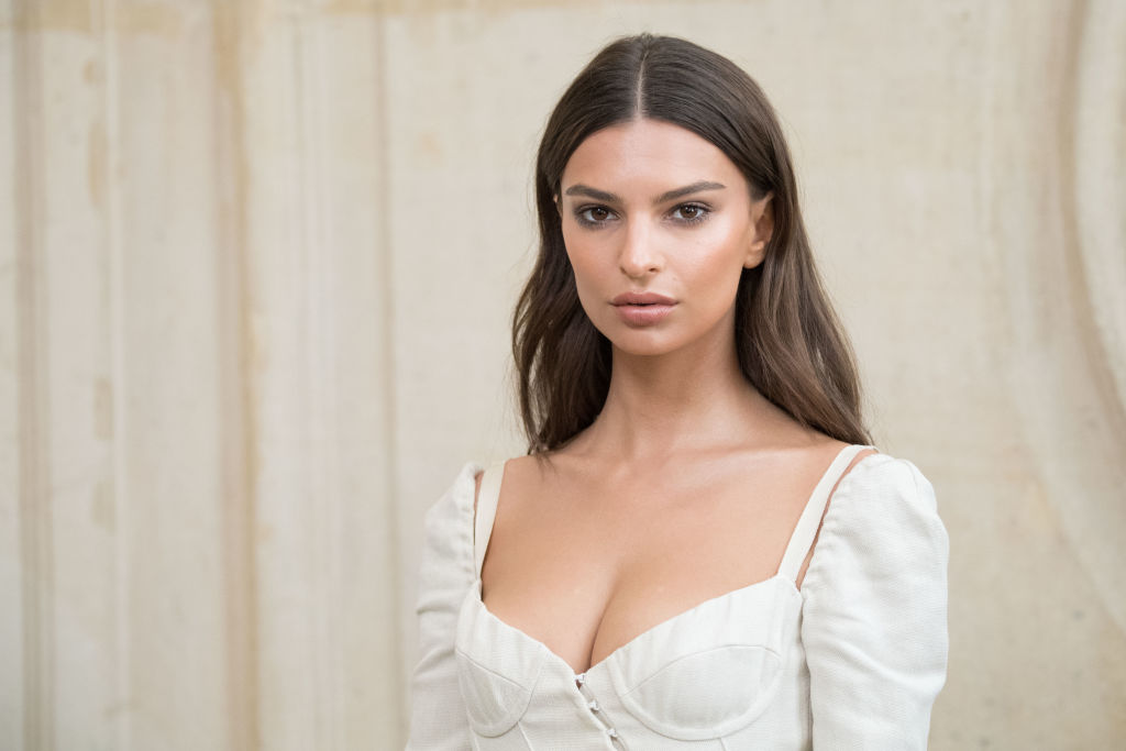Emily Ratajkowski, Kendall Jenner And Blink-182 Hit With Lawsuits By Fyre Festival Trustee - BroBible