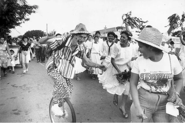 Juggling during wartime in Nicaragua: Benjamin Linder · IJA