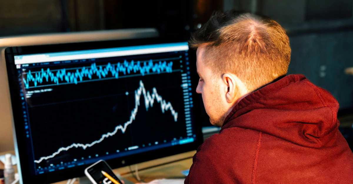 Should I Get a Bachelor's Degree in Data Analytics?