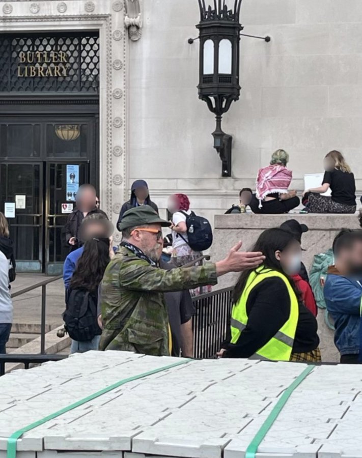 Gavin McInnes, Founder Of The Proud Boys, Seen On Columbia’s Campus On Wednesday – Bwog