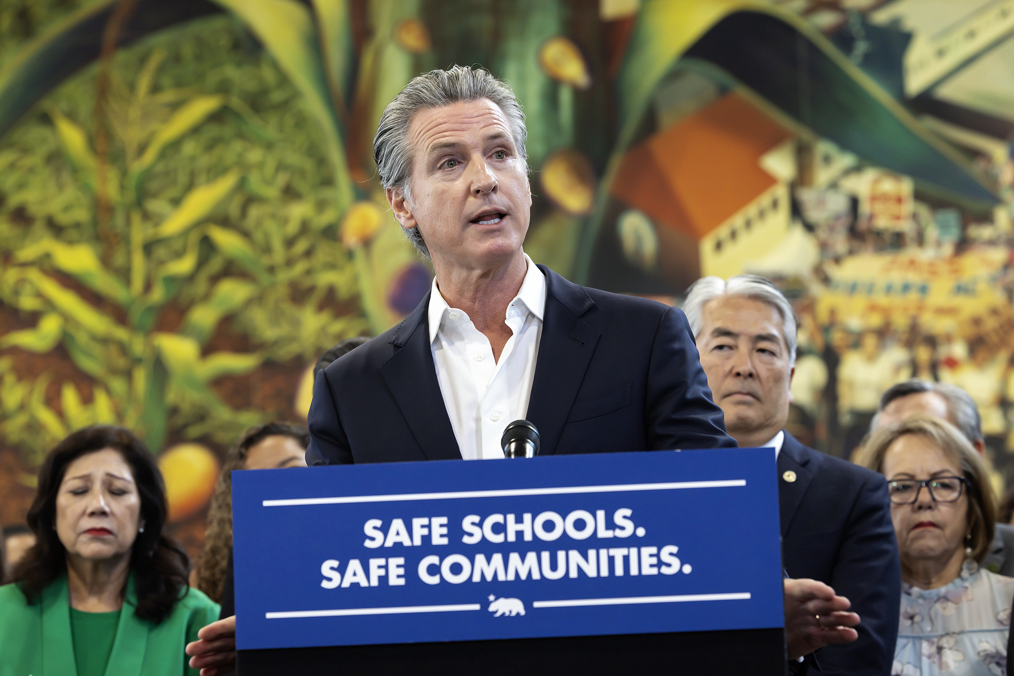 Newsom signs new CA laws to resist Trump immigration crackdown - CalMatters
