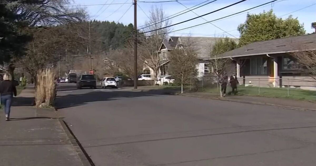 Man accused of trying to rape mom holding baby after breaking into home - US News - News - Daily Express US