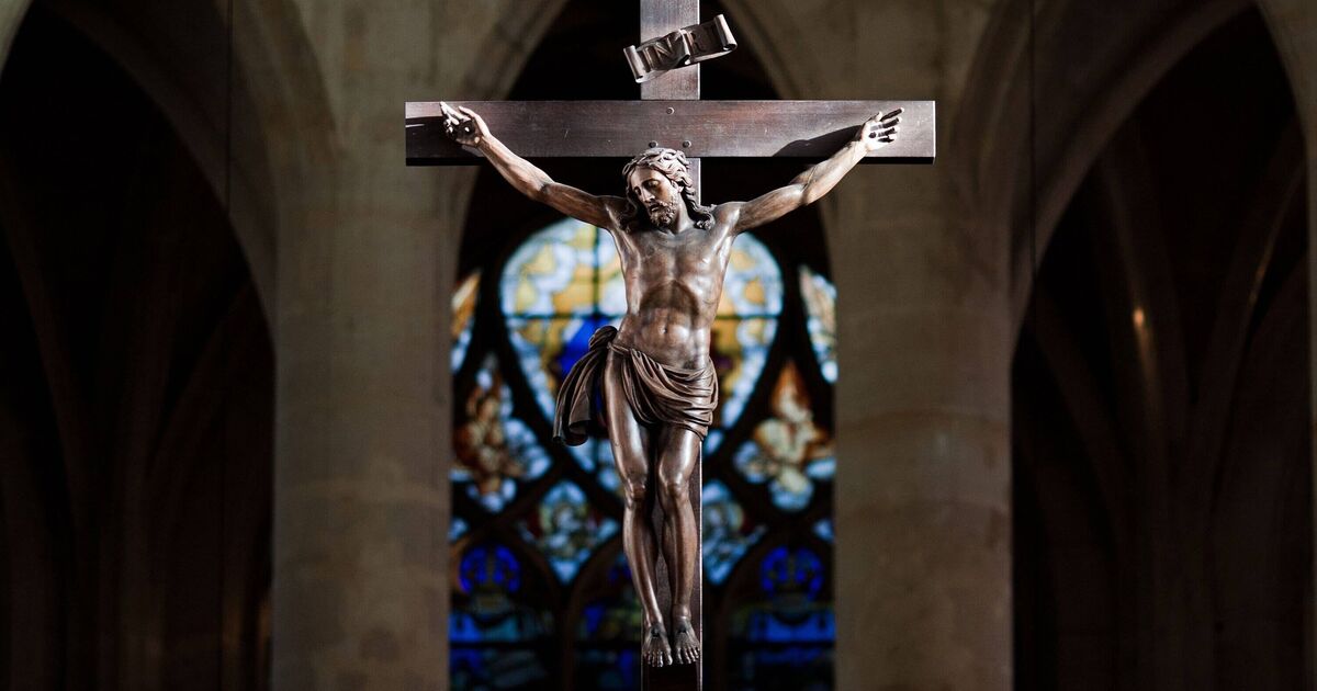 Shocking new evidence claims 'Jesus was never crucified' - UK News - News - Daily Express US
