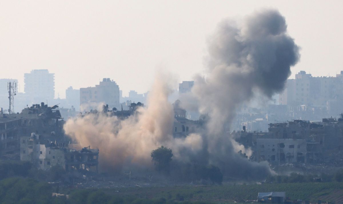 Hamas 'shooting civilians' attempting to flee south in Gaza Strip, Israel says - World News - News - Daily Express US