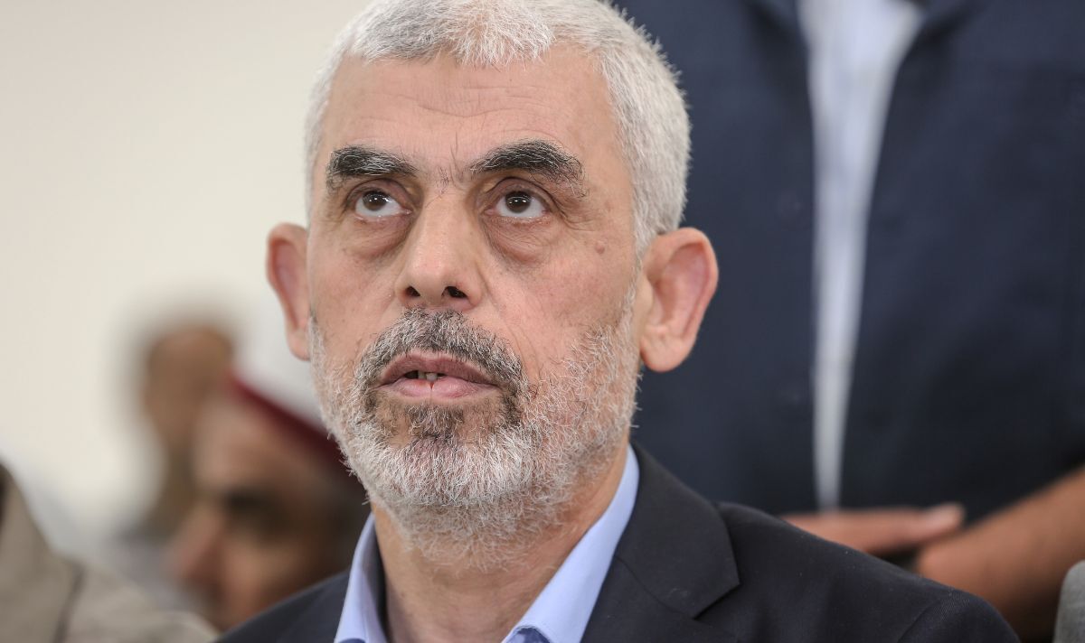 Hamas leader 'surrounded in a bunker' as Israeli forces reach 'heart of Gaza City' - World News - News - Daily Express US