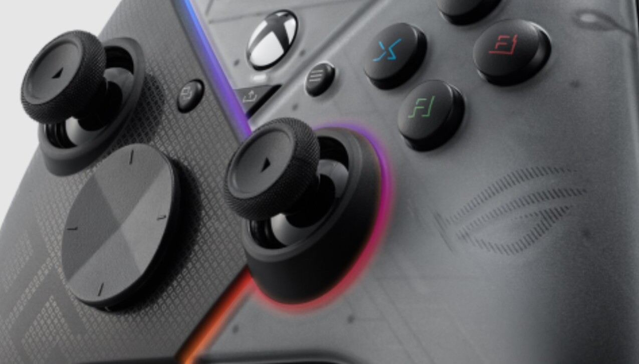 Xbox Series : ROG Raikiri PRO, une manette folle avec écran intégré