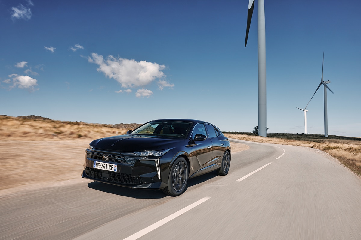 Essai DS Numéro 4 E-Tense : que vaut la compacte premium devenue électrique ?