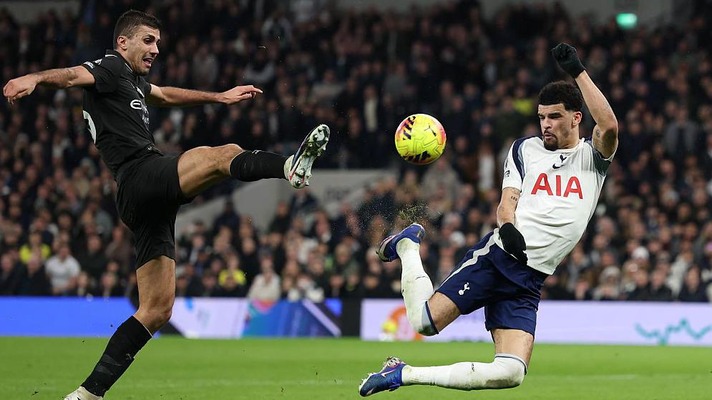 EPL: Solanke scorpion kick stalls Man City as Tottenham draw 2-2 - Businessday NG