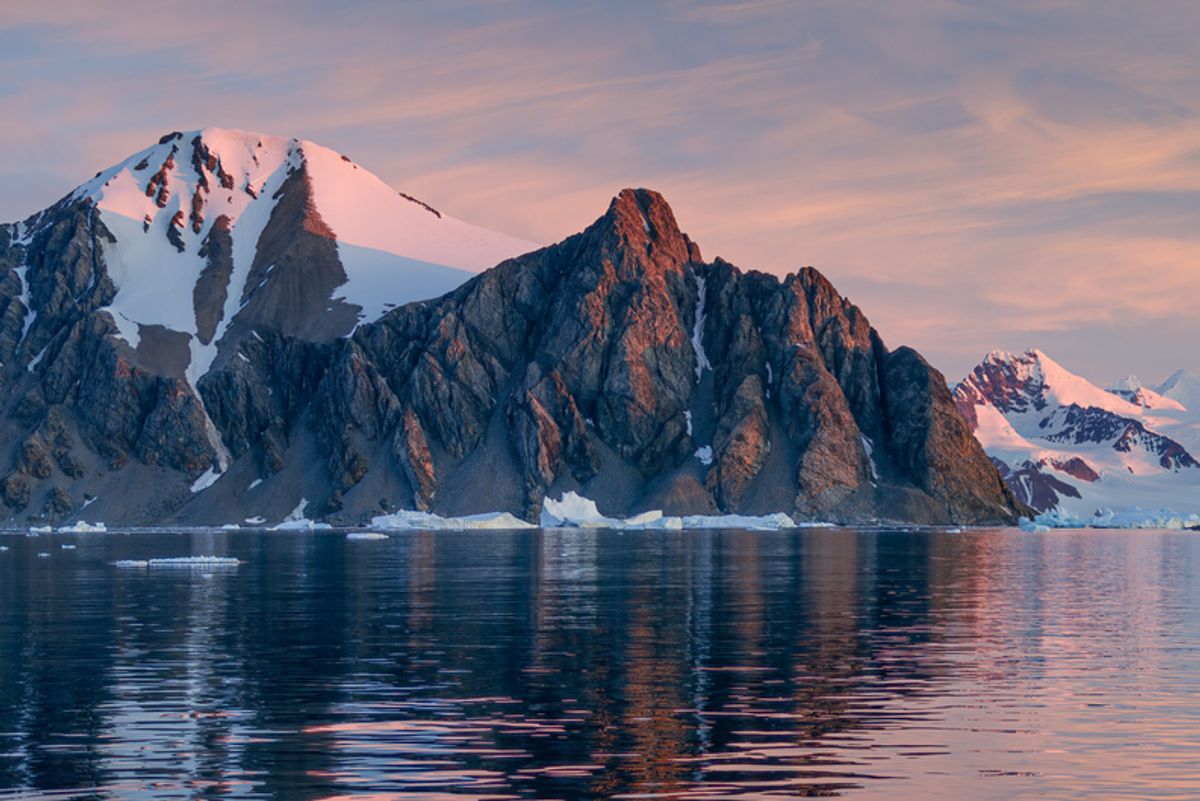 Antarctica Has a Massive Gravity Hole — and It Dates Back 70 Million Years | Discover Magazine