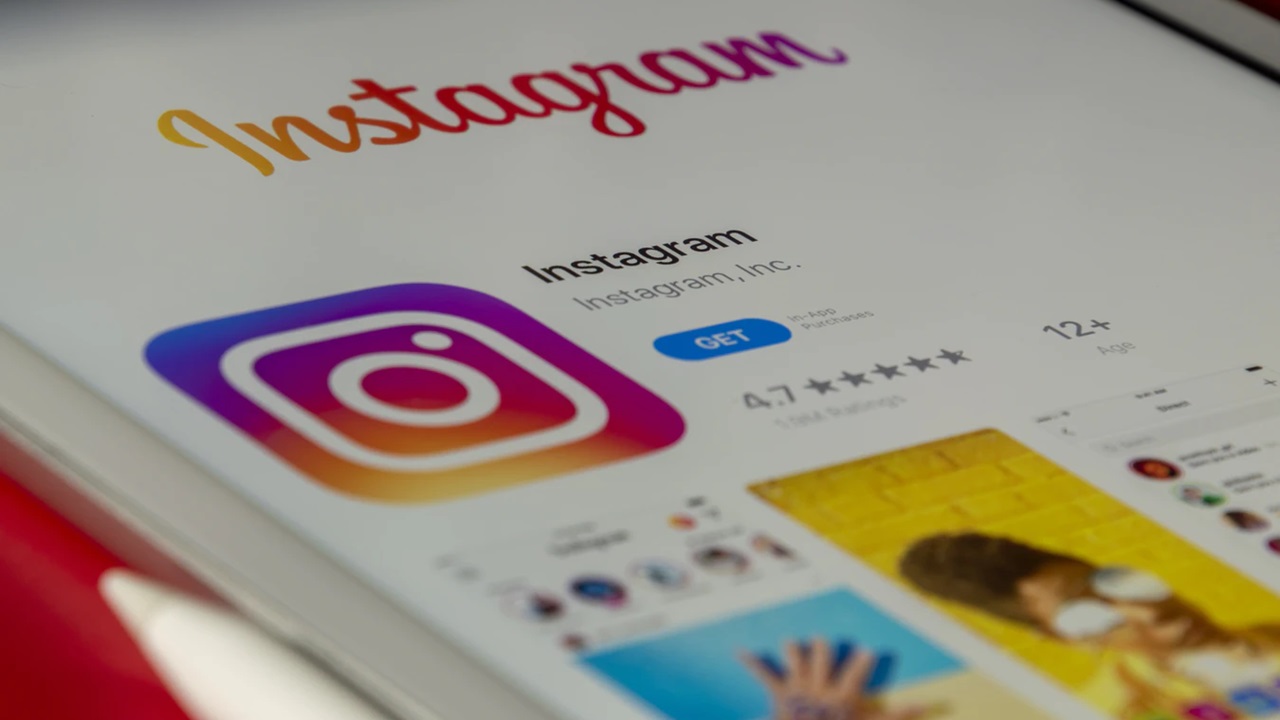 Instagram basa restricción a menores en criterios para películas • Tecnología • Forbes México