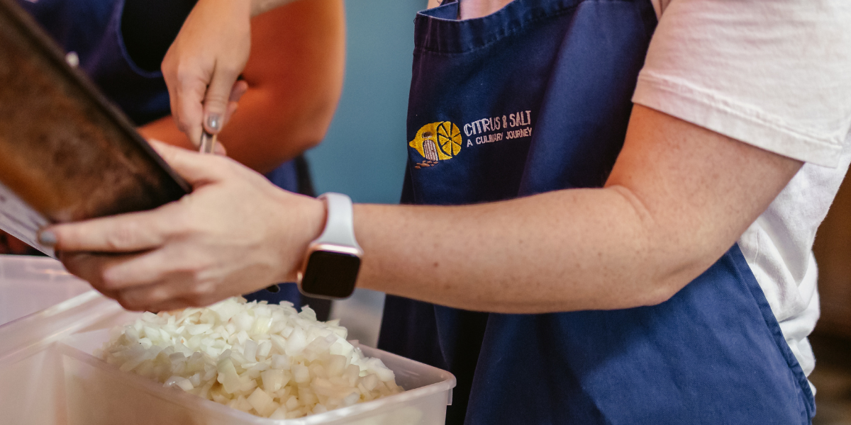 Citizens Kitchen Feeds Israelis Affected By War | Hadassah Magazine
