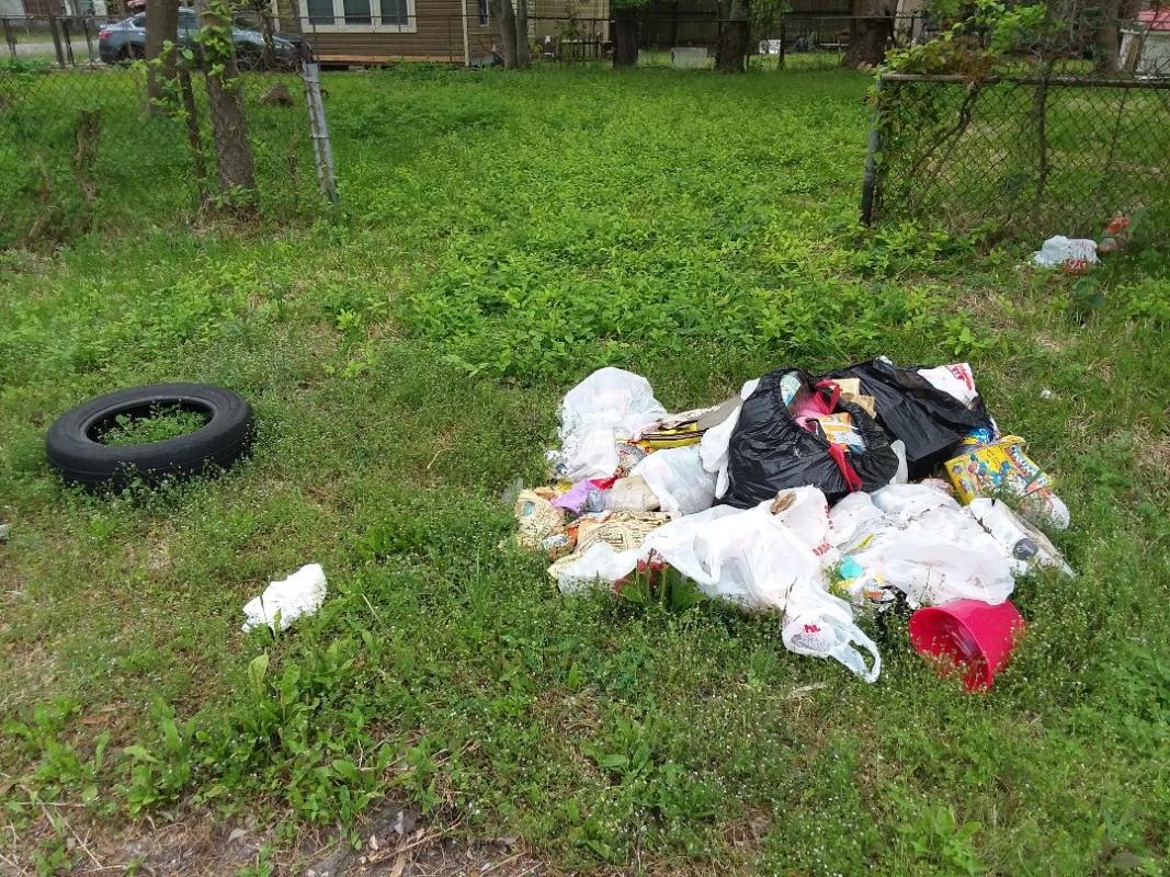 DOJ investigating Houston illegal dumping complaints, allege racial discrimination – Houston Public Media
