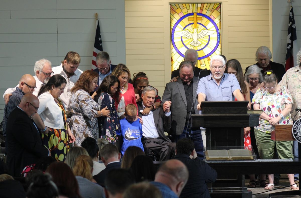 First Baptist Church Community Lights Beacon Of Hope In Sutherland Springs – Houston Public Media